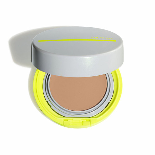 Shiseido - Sports BB Compact SPF 50 - 03 Medium Dark